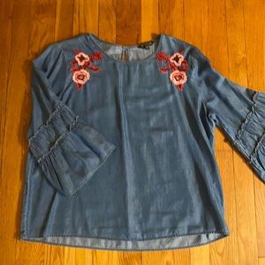 EXPRESS embroidered denim shirt XL